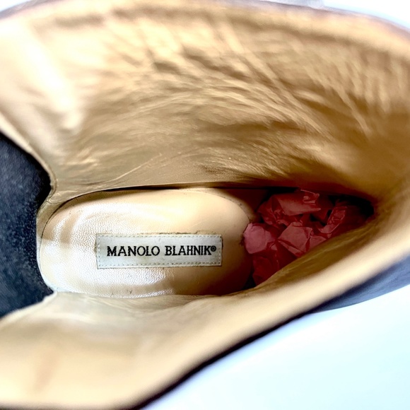 Manolo Blahnik Brown Leather Kitten Heel Booties 8 - Picture 10 of 11